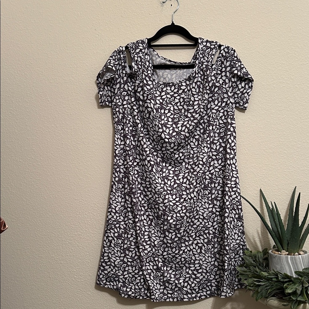 Casual Brown and White Floral Dress